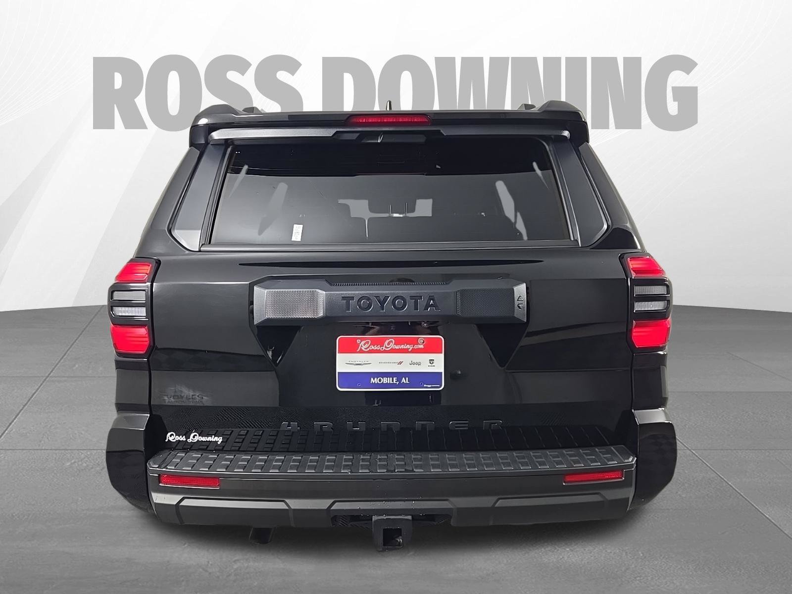 Used 2025 Toyota 4Runner SR5 RWD image 5
