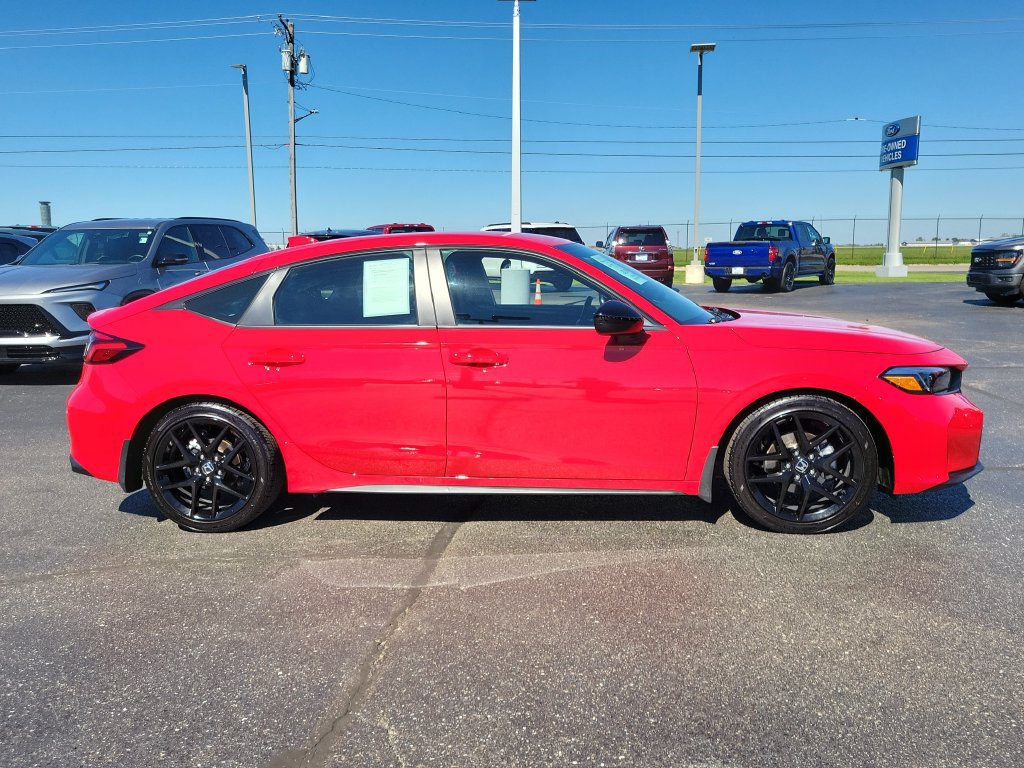 Used 2025 Honda Civic Sport image 3