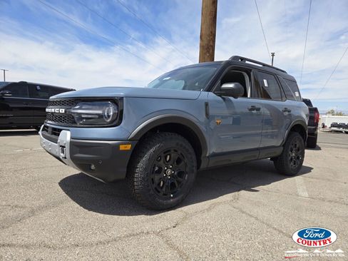 New 2026 Ford Bronco Sport Badlands AWD/4WD image 2