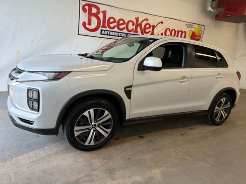 Used 2023 Mitsubishi Outlander Sport AWD image 2
