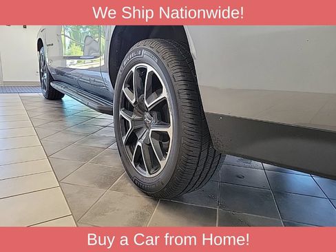 Used 2021 Chevrolet Suburban RST w/ Luxury Package AWD/4WD image 22