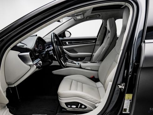 Used 2018 Porsche Panamera Turbo Sport Turismo image 33