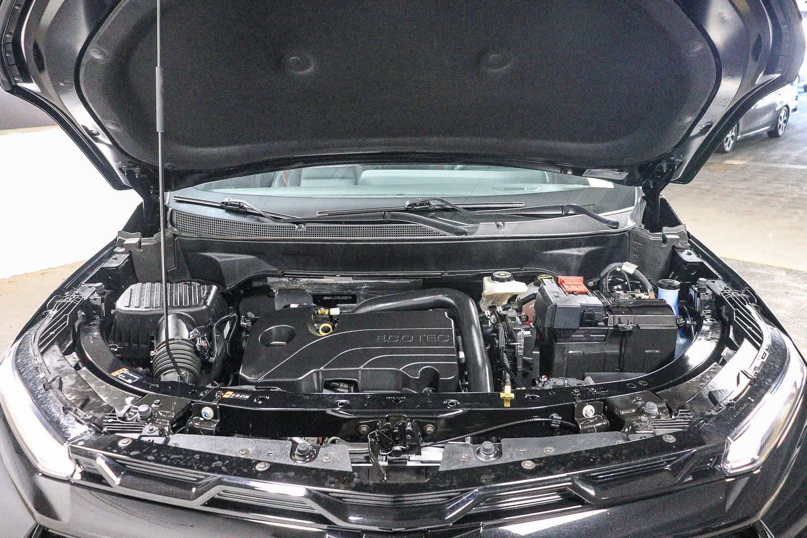 Used 2025 Chevrolet Equinox RS w/ Safety and Technology Package FWD image 27