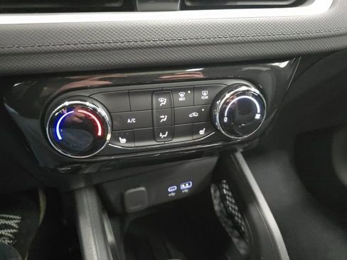 New 2026 Chevrolet TrailBlazer LT w/ LT Cold Weather Package image 15