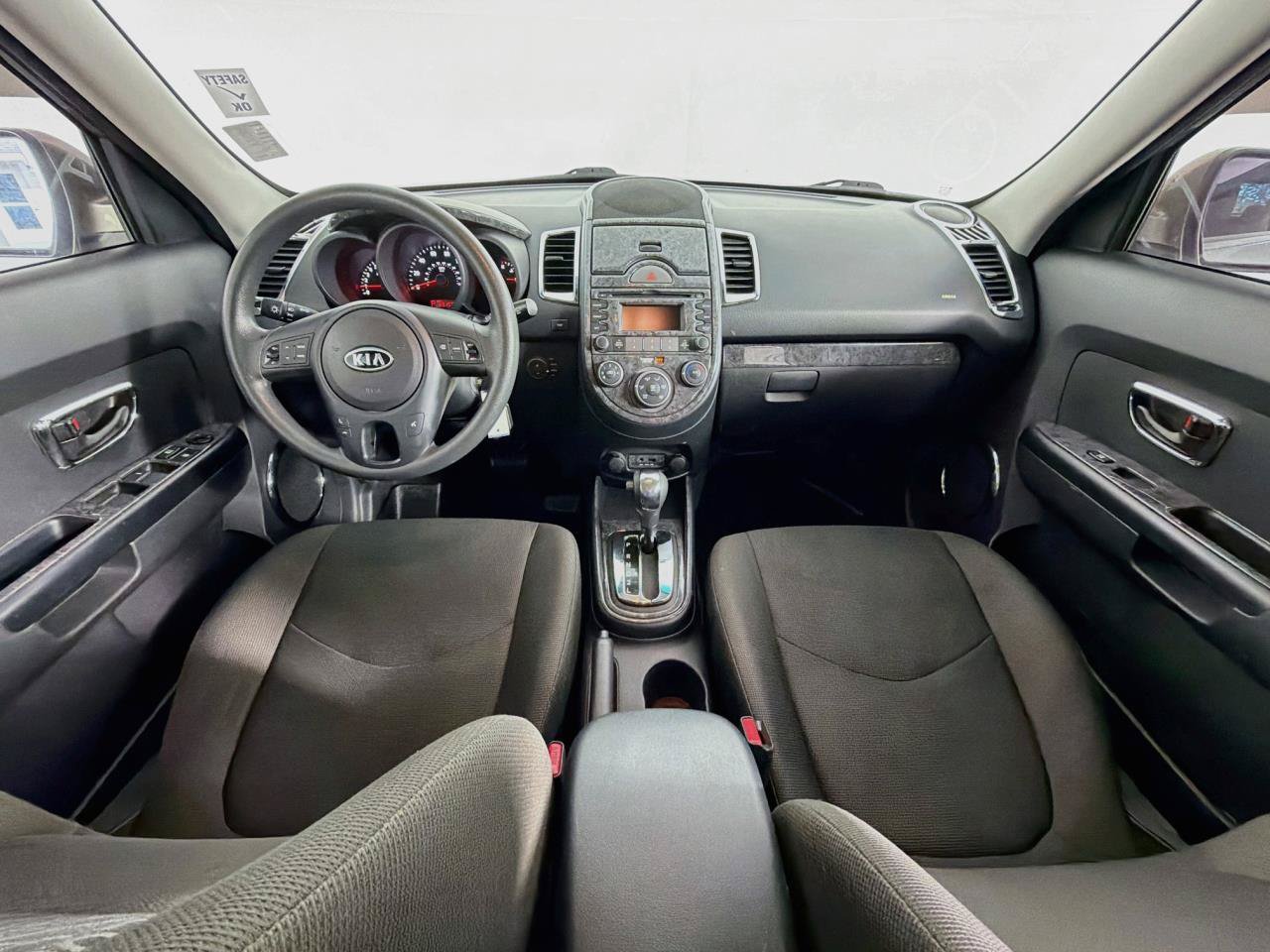 Used 2010 Kia Soul + w/ Audio Pkg FWD image 10