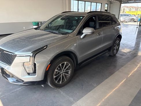 Used 2024 Cadillac XT4 Sport AWD/4WD image 3