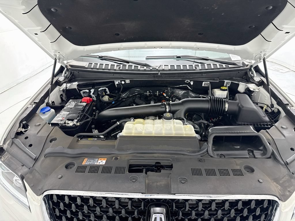 Used 2024 Lincoln Navigator Black Label AWD/4WD image 27