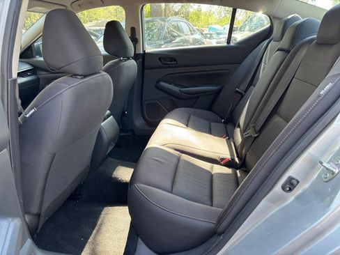 Used 2024 Nissan Altima 2.5 S FWD image 38