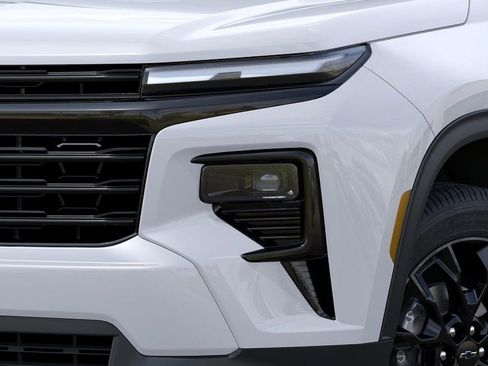 New 2026 Chevrolet Traverse LT w/ Midnight/Sport Edition FWD image 10