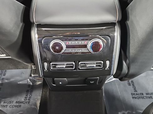 Used 2023 Lincoln Aviator AWD w/ Premium Package image 25