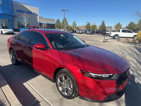 Used 2023 Honda Accord EX image 7