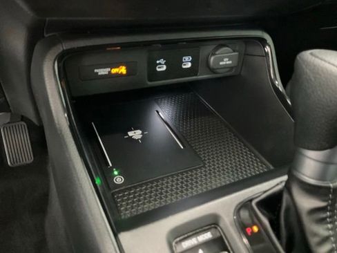 Used 2026 Honda CR-V EX image 13