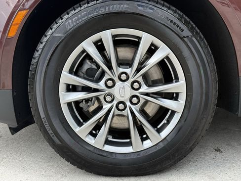 Used 2023 Cadillac XT5 Premium Luxury w/ Technology Package FWD image 12