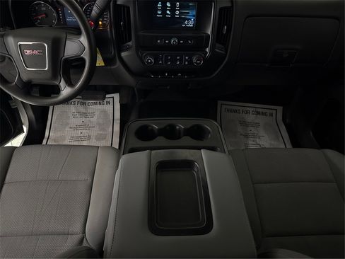 Used 2019 GMC Sierra 2500 2WD Crew Cab w/ Sierra Convenience Package image 17