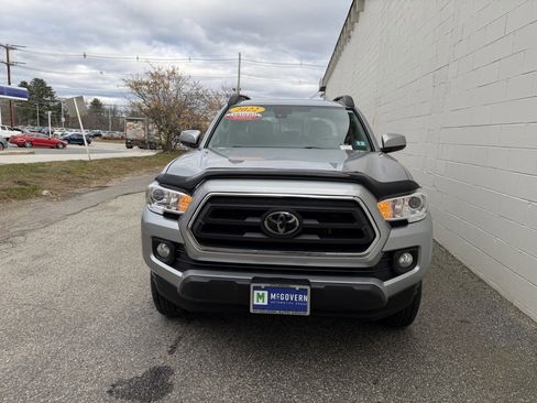 Used 2022 Toyota Tacoma SR5 image 18
