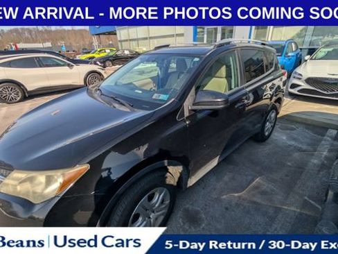 Used 2013 Toyota RAV4 LE image 13