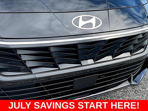 Used 2026 Hyundai Elantra SEL Sport Premium FWD image 38