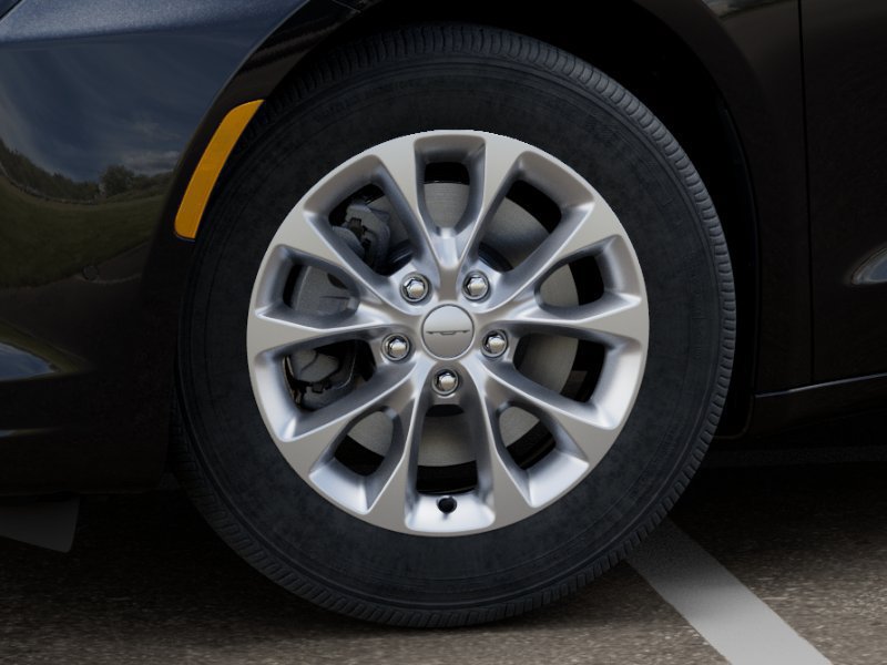 New 2027 Chrysler Pacifica Select AWD/4WD image 8