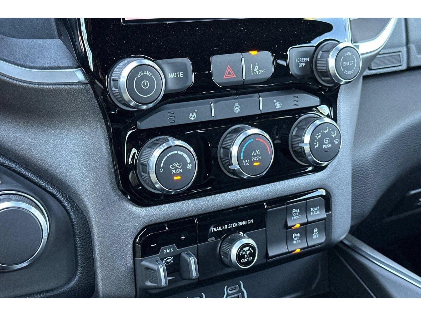 New 2026 RAM 1500 Big Horn AWD/4WD image 20