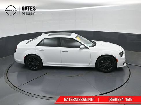 Used 2022 Chrysler 300 Touring L w/ Popular Equipment Group AWD/4WD image 48