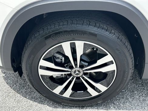 Certified 2025 Mercedes-Benz GLB 250 4MATIC image 12