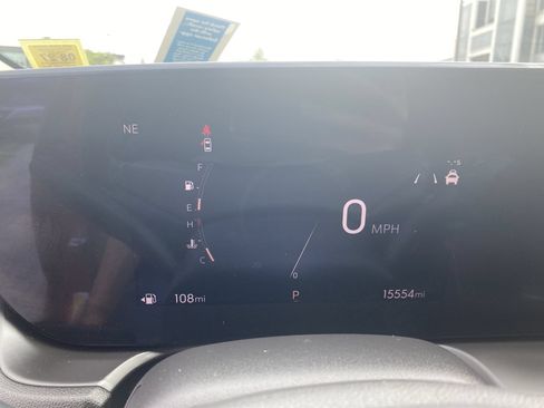 Used 2024 Buick Encore GX Preferred AWD/4WD image 11