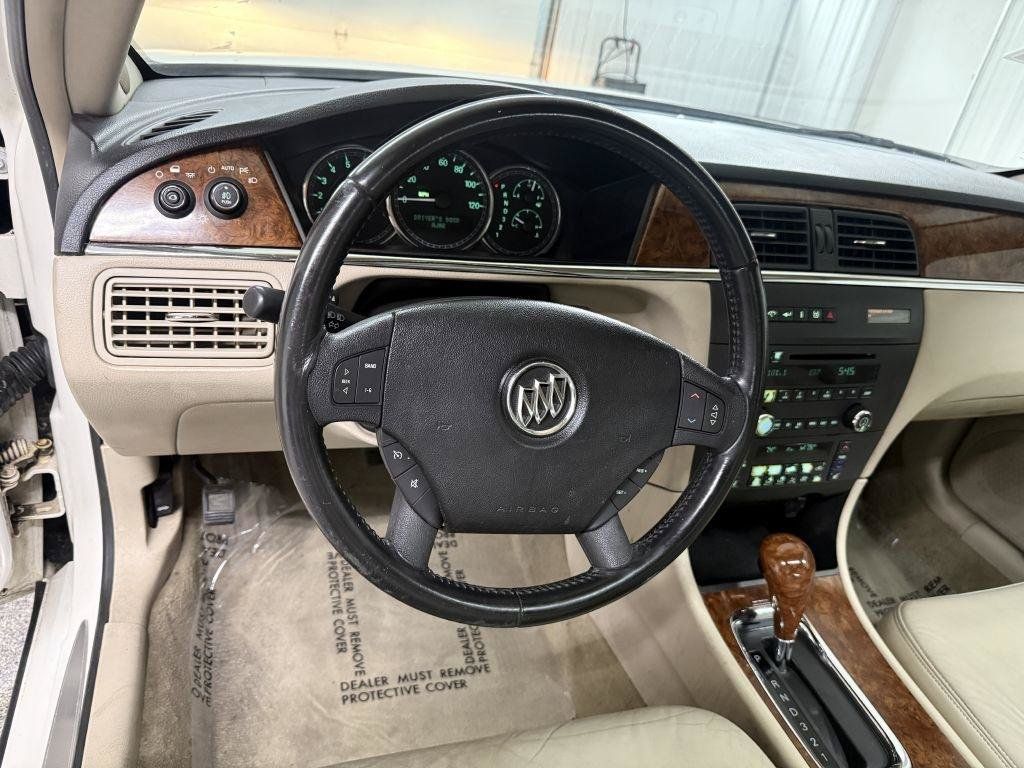 Used 2005 Buick LaCrosse CXS w/ Gold Convenience Package FWD image 12