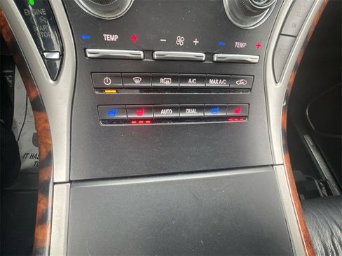 Used 2018 Lincoln MKX Reserve w/ Lincoln MKX Climate Package image 30