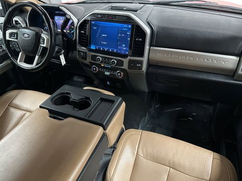 Used 2022 Ford F250 Lariat image 12