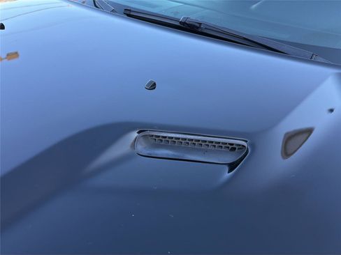 Used 2012 Dodge Challenger SXT RWD image 27