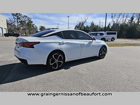 Used 2025 Nissan Altima 2.5 SR image 31