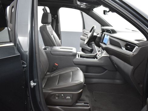 Used 2021 GMC Yukon XL Denali w/ Denali Premium Package AWD/4WD image 35