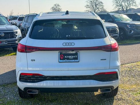 New 2025 Audi Q5 Premium Plus image 8