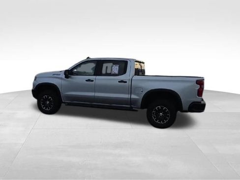 Used 2022 Chevrolet Silverado 1500 ZR2 w/ Technology Package image 8