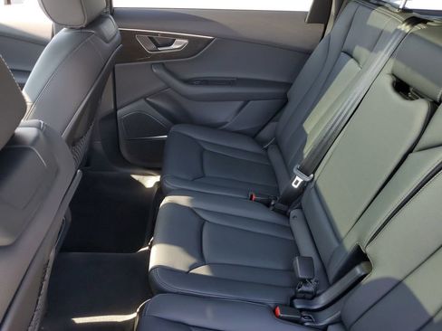 New 2026 Audi Q7 2.0T Premium image 26