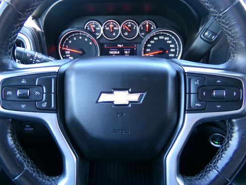 Used 2021 Chevrolet Silverado 1500 LTZ w/ Z71 Off-Road Package AWD/4WD image 24