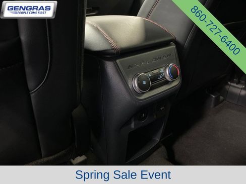Used 2025 Ford Explorer ST-Line w/ ST-Line Street Pack AWD/4WD image 29