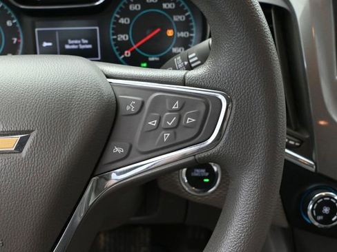 Used 2017 Chevrolet Cruze LT w/ Convenience Package image 27