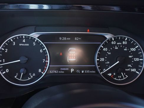 Certified 2025 Nissan Pathfinder SV FWD image 21