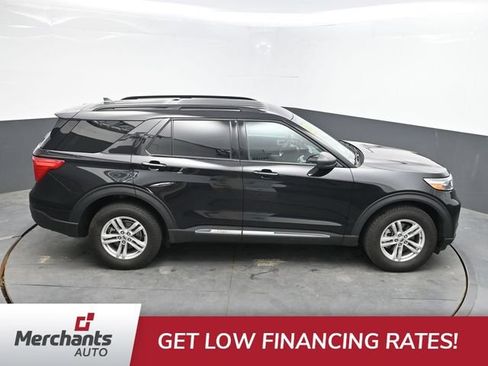 Used 2022 Ford Explorer XLT AWD/4WD image 42