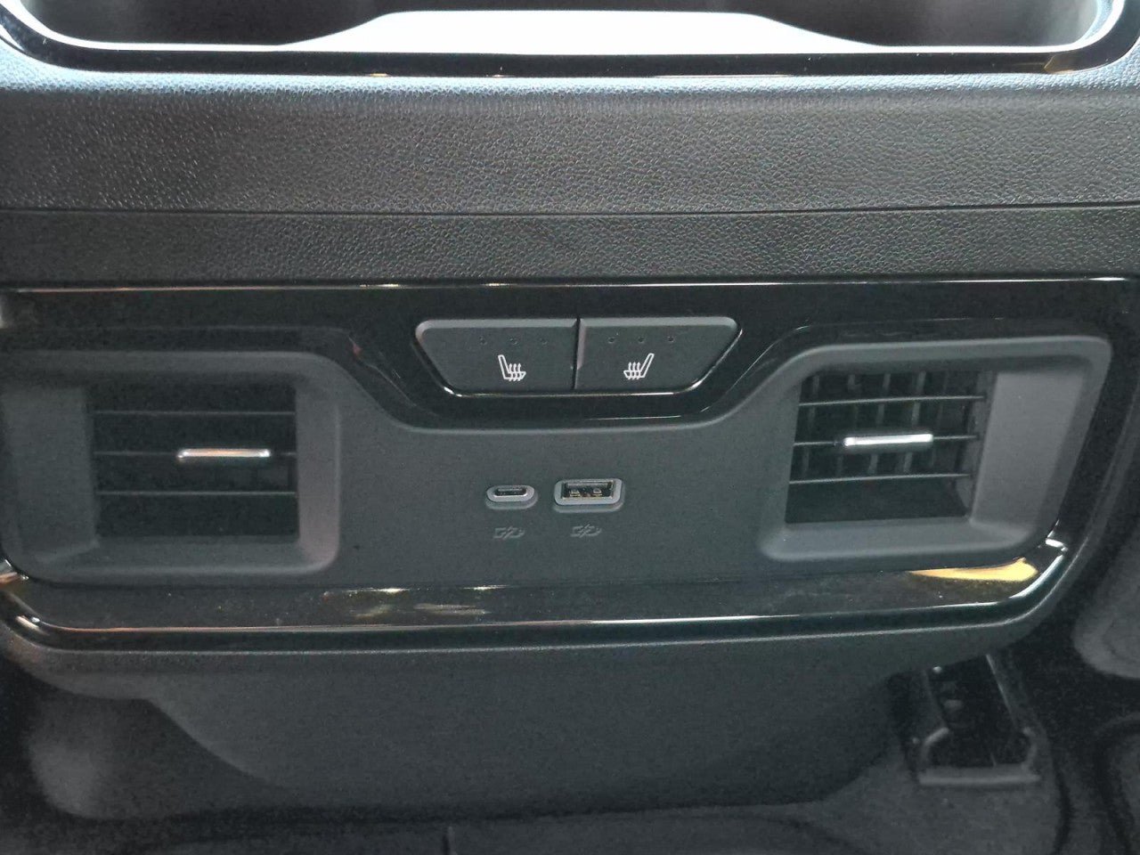 Certified 2025 GMC Sierra 2500 AT4X AWD/4WD image 15