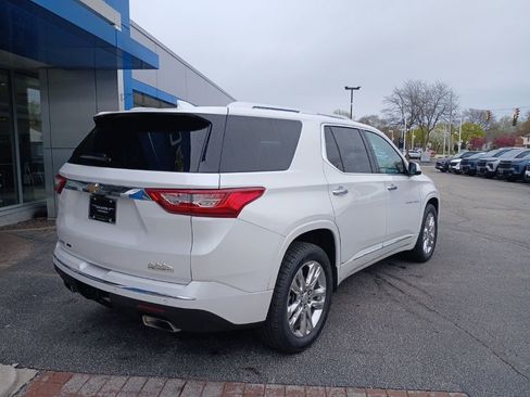 Certified 2020 Chevrolet Traverse High Country w/ LPO, Floor Liner Package AWD/4WD image 6