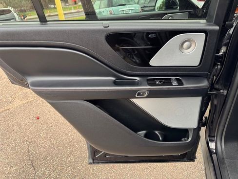 Used 2020 Lincoln Aviator Reserve w/ Equipment Group 202A AWD/4WD image 22