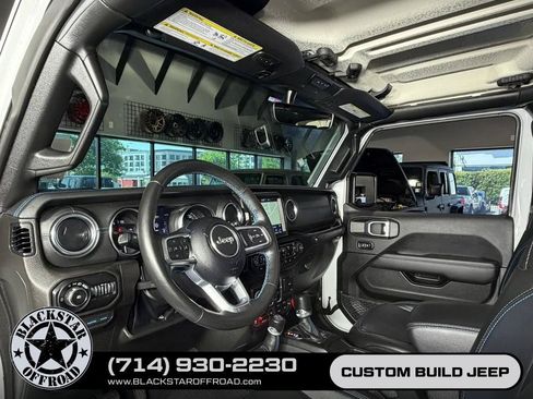 Used 2021 Jeep Wrangler Unlimited Rubicon 4xe w/ Steel Bumper Group AWD/4WD image 15