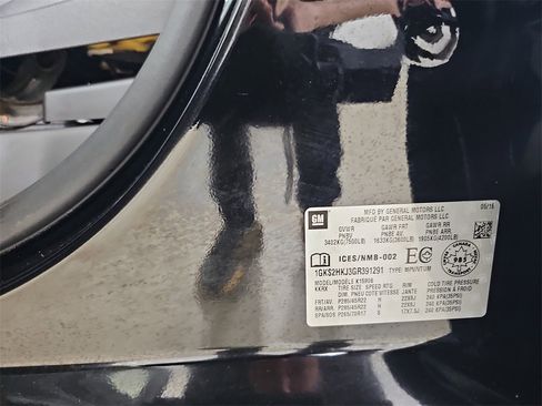 Used 2016 GMC Yukon XL Denali image 43