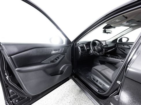 Used 2026 Nissan Rogue SV AWD/4WD image 20