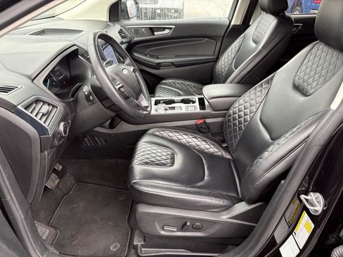 Used 2024 Ford Edge Titanium image 4