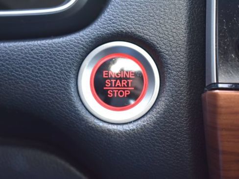 Used 2017 Honda CR-V EX-L image 25