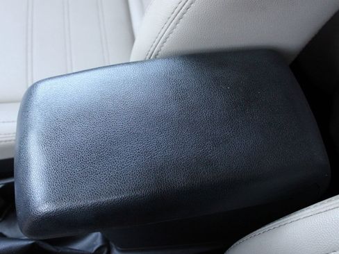 Used 2021 Ford EcoSport Titanium AWD/4WD image 45