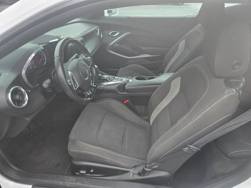 Used 2019 Chevrolet Camaro LT image 6